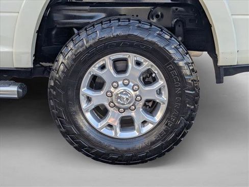 Used 2019 RAM 2500 Laramie image 21