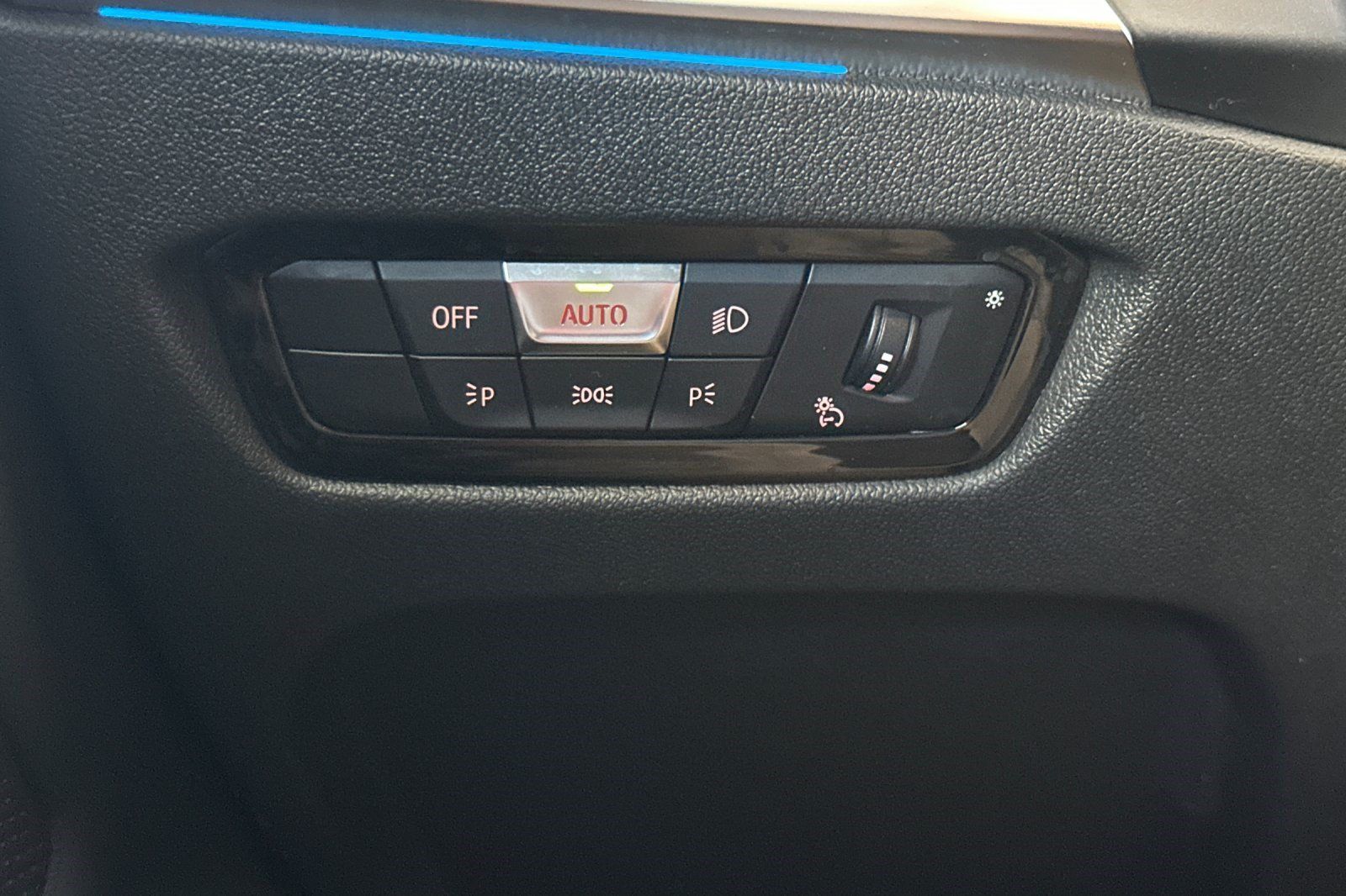 Certified 2024 BMW i4 eDrive35 w/ Convenience Package RWD image 36