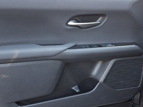 Used 2025 Lexus UX 300h AWD image 13