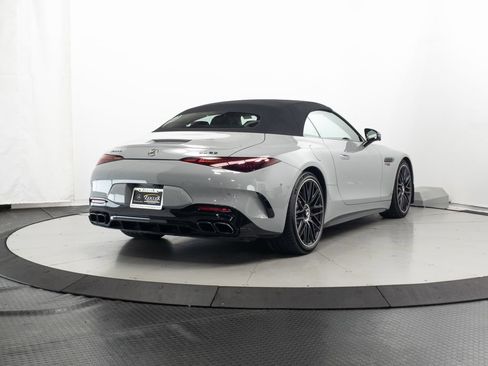 Certified 2022 Mercedes-Benz SL 63 AMG 4MATIC image 33