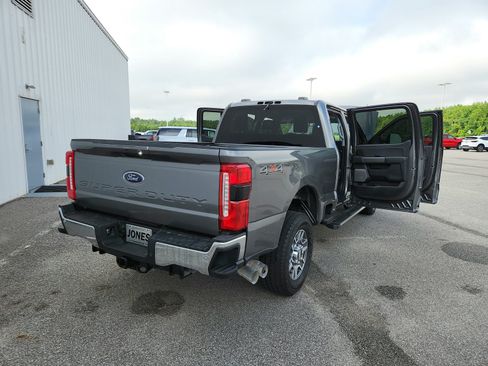 Used 2025 Ford F250 Lariat AWD/4WD image 18