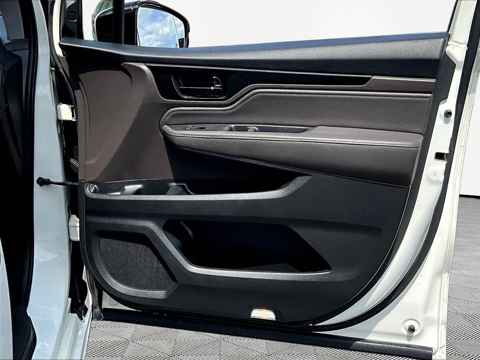 Used 2019 Honda Odyssey Elite image 28