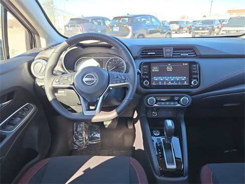 New 2025 Nissan Versa SR w/ Trunk Package image 13