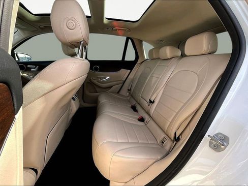 Used 2020 Mercedes-Benz GLC 350e 4MATIC image 23