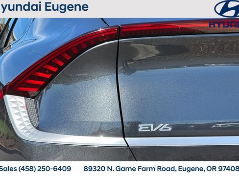 Used 2023 Kia EV6 Light RWD image 36