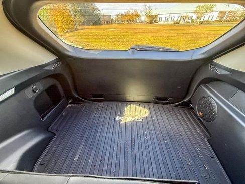 Used 2023 Toyota RAV4 XLE Premium image 26