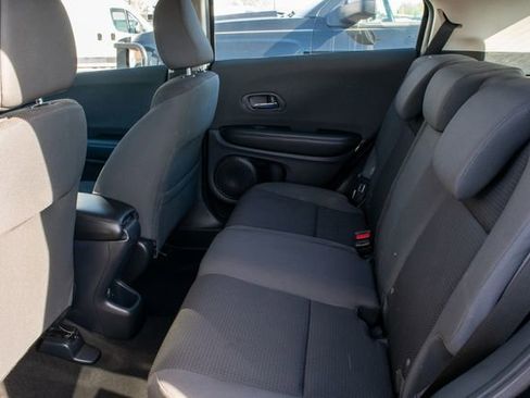 Used 2022 Honda HR-V LX image 17