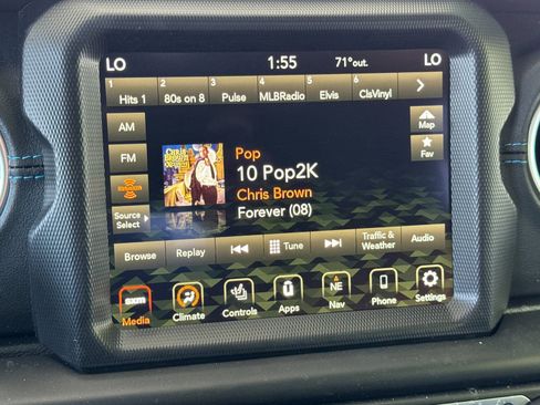 New 2023 Jeep Wrangler Unlimited Rubicon 4xe w/ Cold Weather Group image 18