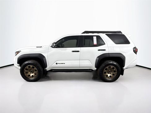 Certified 2025 Toyota 4Runner Trailhunter image 14