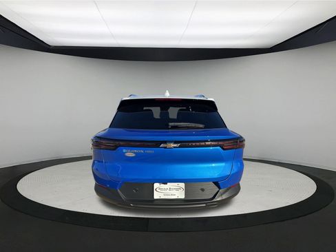 New 2026 Chevrolet Equinox EV LT image 6