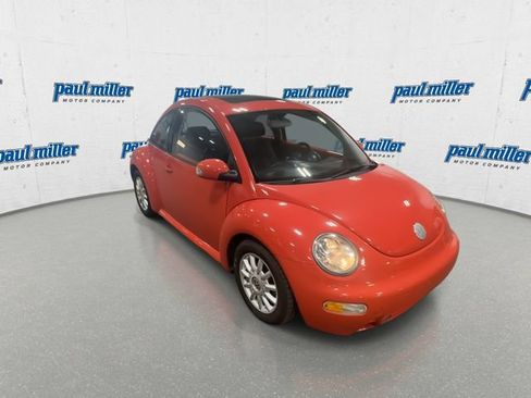 Used 2004 Volkswagen Beetle GLS FWD image 3