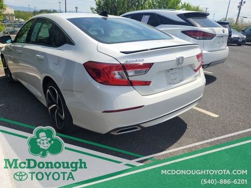 Used 2022 Honda Accord Sport image 9
