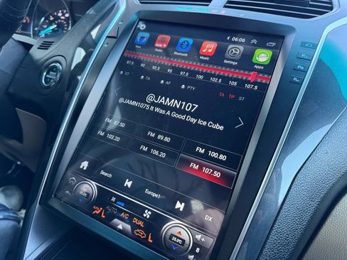 Used 2016 Ford Explorer Limited w/ Class II Trailer Tow Package image 15