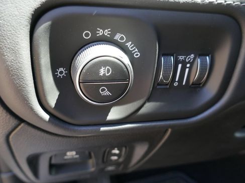 New 2026 RAM 1500 Limited AWD/4WD image 19