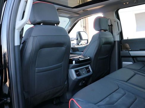 New 2026 Ford F250 Lariat w/ Black Appearance Package AWD/4WD image 24