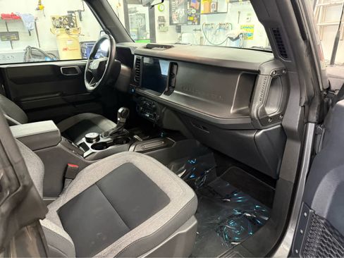 Used 2025 Ford Bronco Big Bend image 29