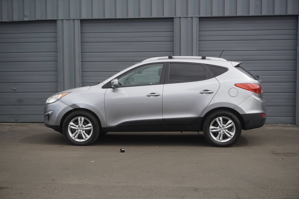 Used 2012 Hyundai Tucson GLS AWD/4WD image 2