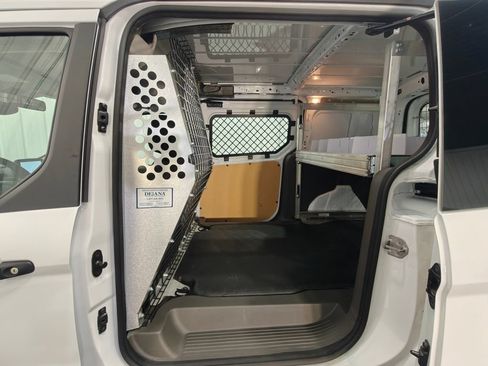 Used 2022 Ford Transit Connect XLT FWD image 23