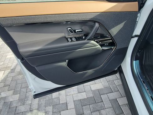 New 2026 Land Rover Range Rover Sport Dynamic SE image 23