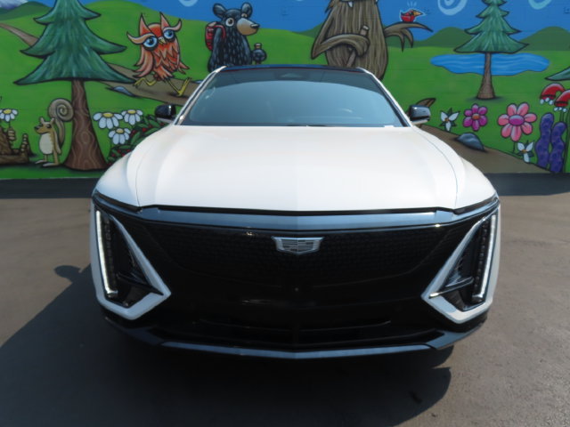 Certified 2024 Cadillac Lyriq Sport AWD/4WD image 2