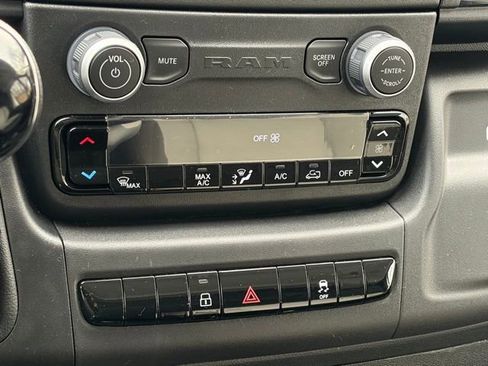Used 2024 RAM ProMaster 3500 image 25