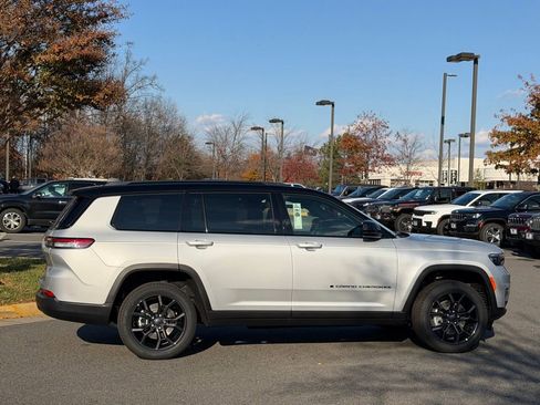 New 2025 Jeep Grand Cherokee L Limited image 6