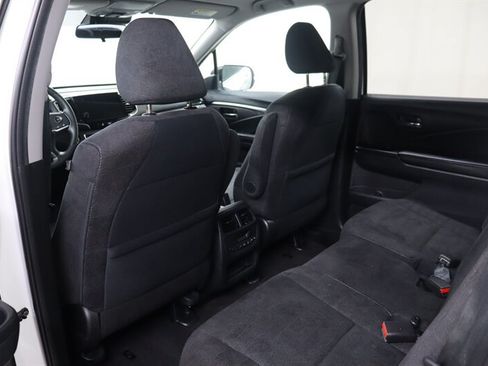 Used 2020 Honda Pilot EX image 24