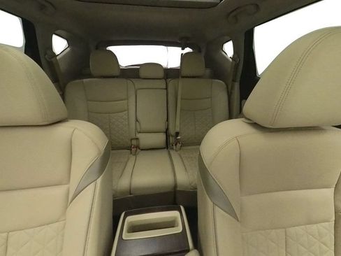 Certified 2019 Nissan Murano Platinum w/ Cargo Package AWD/4WD image 27