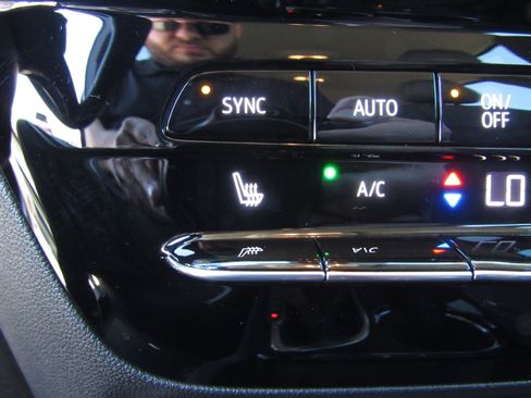 Used 2026 Buick Encore GX Avenir w/ Avenir Convenience Package image 22