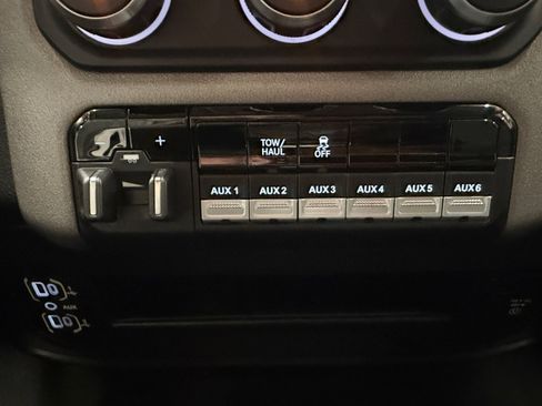 Used 2020 RAM 2500 Tradesman AWD/4WD image 34