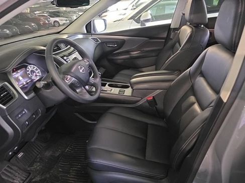 Used 2023 Nissan Murano SV w/ SV Midnight Edition Package FWD image 5