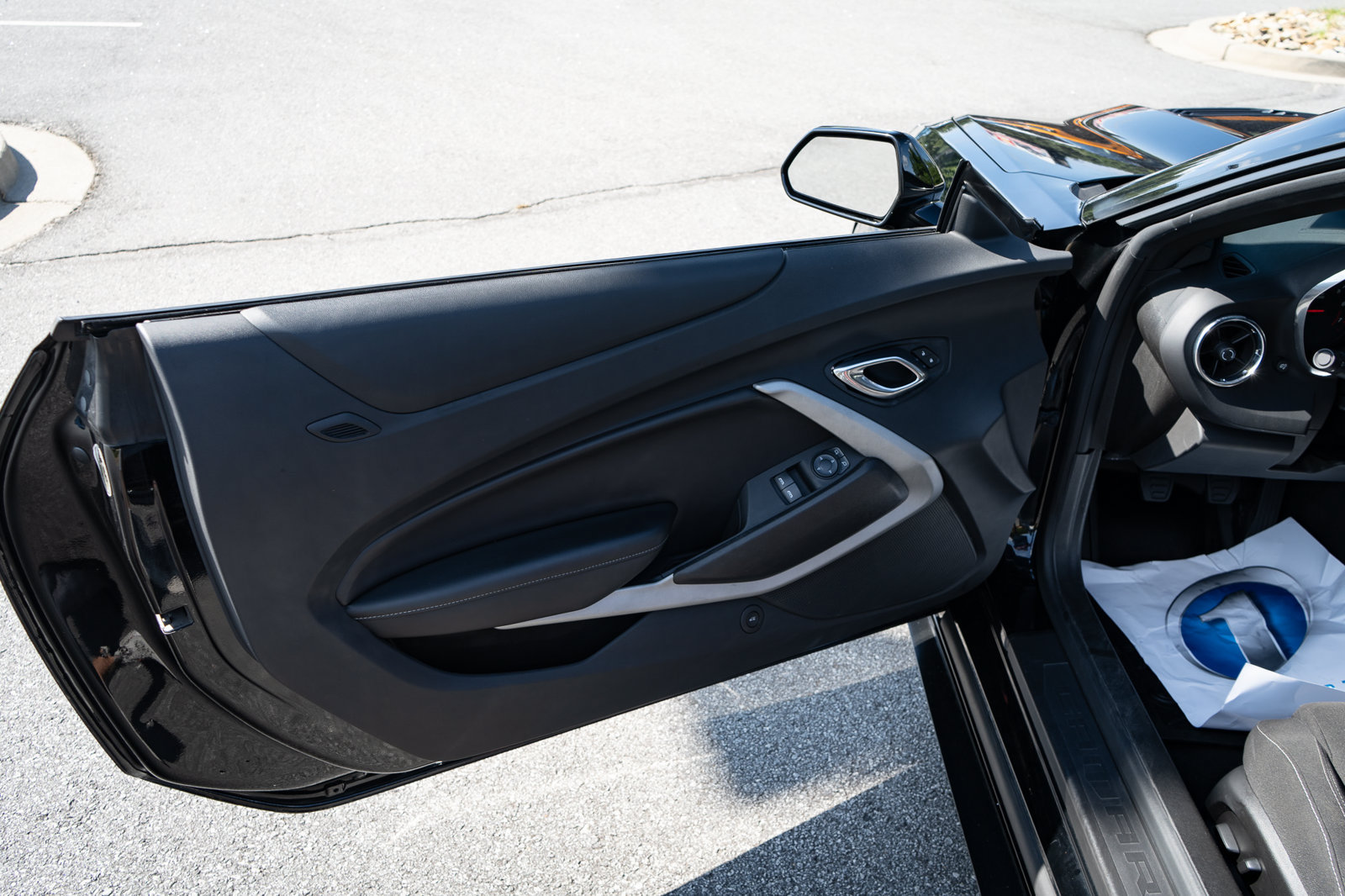 Used 2021 Chevrolet Camaro SS RWD image 18