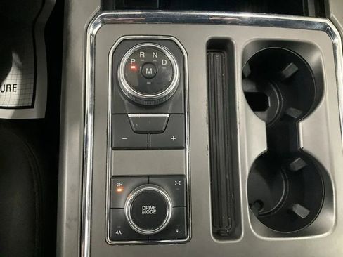 Used 2020 Ford Expedition XLT AWD/4WD image 24