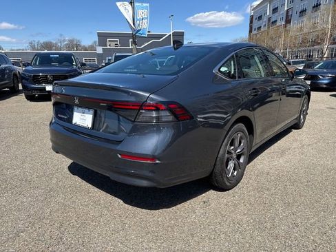Used 2023 Honda Accord EX image 17