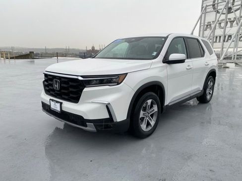 Certified 2023 Honda Pilot EX-L image 8