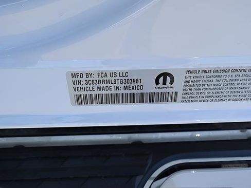 New 2026 RAM 3500 Laramie AWD/4WD image 15