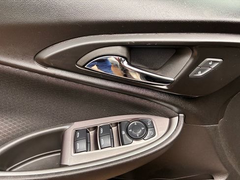 Used 2024 Chevrolet Malibu LT image 23