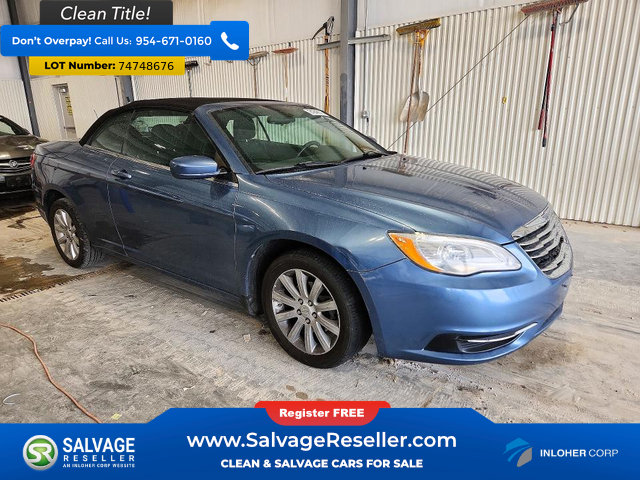 Used 2011 Chrysler 200 Touring FWD image 5