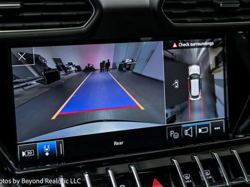 Used 2023 Lamborghini Urus S image 35