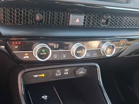 Used 2024 Honda CR-V Sport Touring image 33