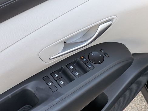 New 2026 Hyundai Tucson SEL image 16