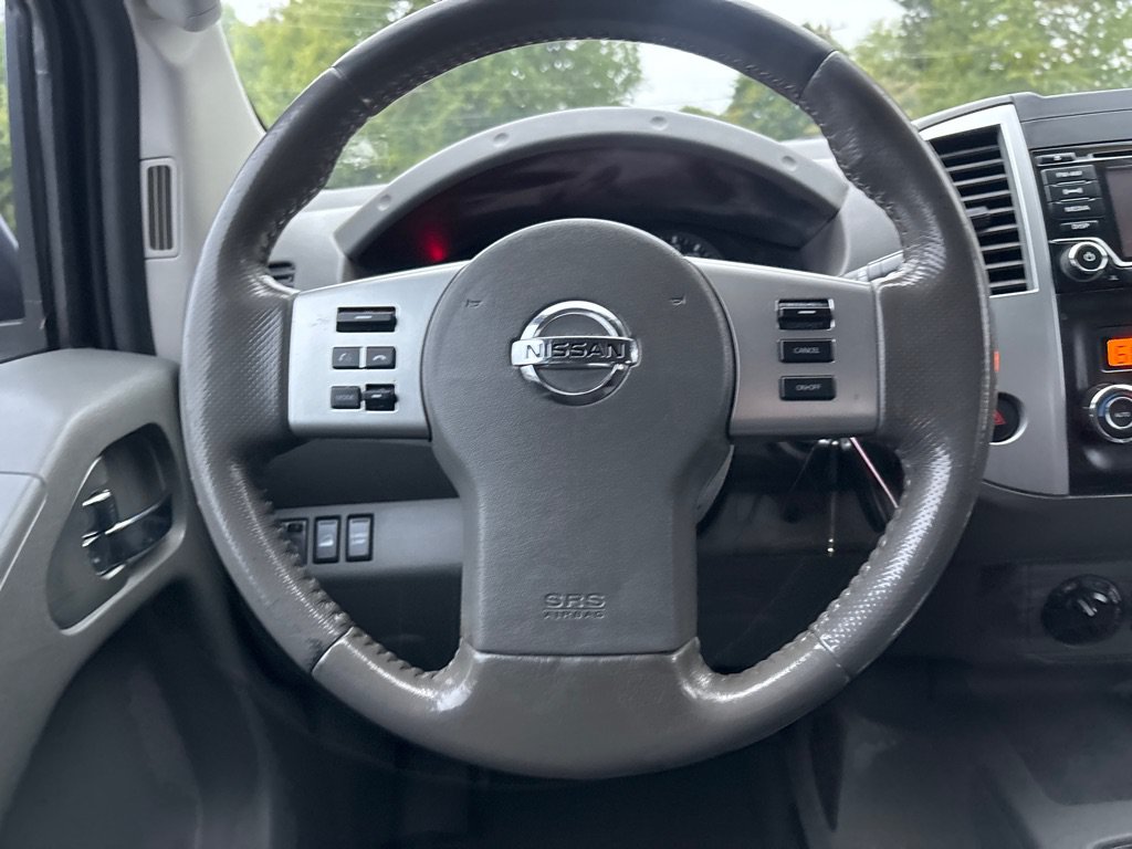Used 2016 Nissan Frontier SV w/ SV Value Truck Package AWD/4WD image 13