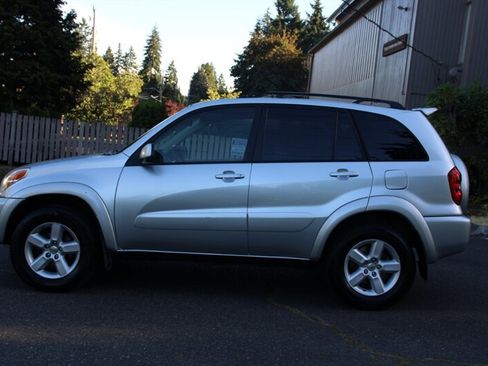 Used 2005 Toyota RAV4 4WD image 13