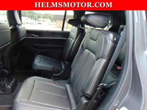 Certified 2024 Jeep Grand Cherokee L Limited w/ Luxury Tech Group II image 35