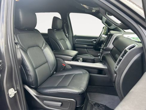 Used 2022 RAM 1500 Big Horn AWD/4WD image 10
