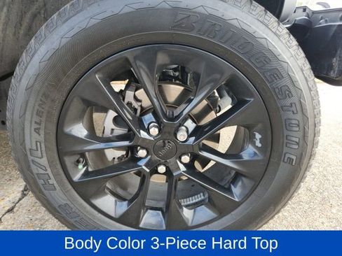 Used 2022 Jeep Wrangler Unlimited Sahara image 10