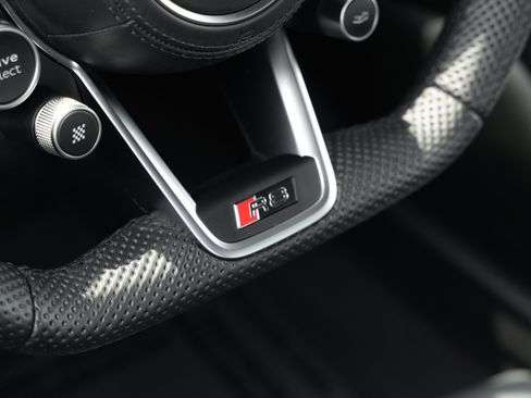 Certified 2023 Audi R8 V10 performance w/ Premium Package RWD image 13