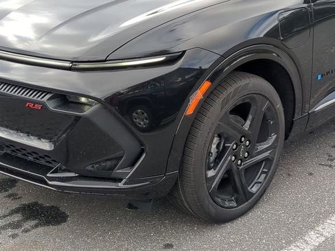 New 2026 Chevrolet Equinox EV RS image 11
