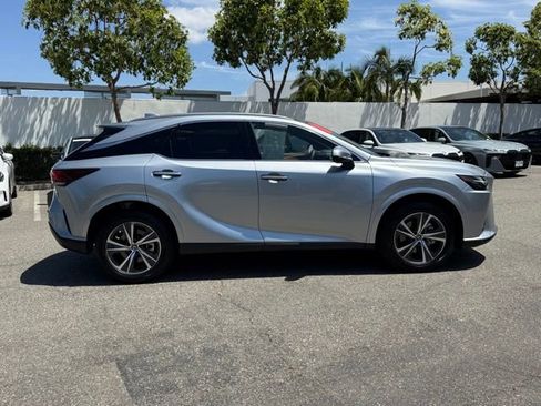 Used 2023 Lexus RX 350h w/ Cold Area Package image 7