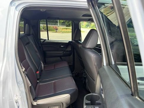 Used 2023 Honda Ridgeline Black Edition image 32